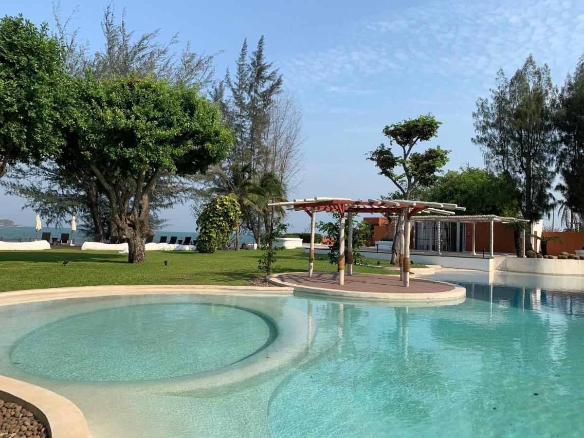 Mexican Beachfront Condo Khao Tao Εξωτερικό φωτογραφία